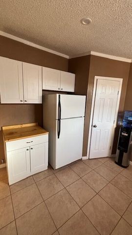 3028 S Don Luciano Road SW, Albuquerque, NM 87121