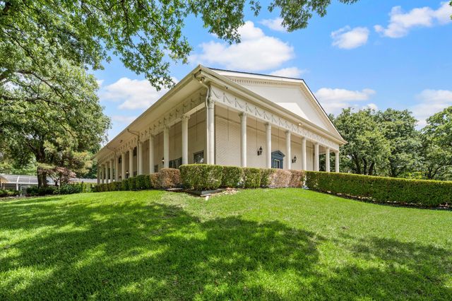 1200 Circle Lane, Bedford, TX 76022