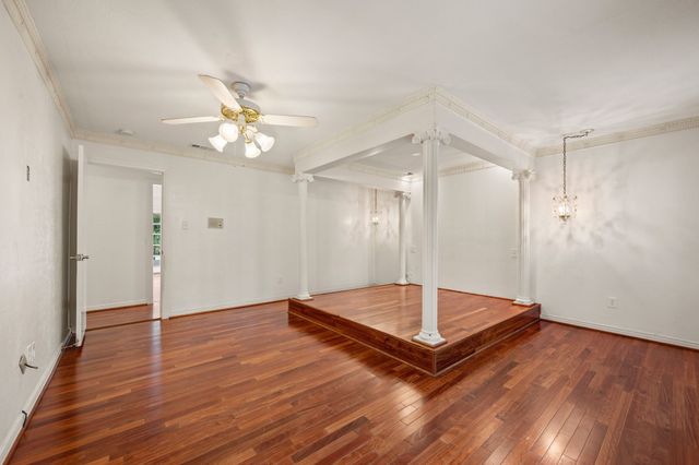 1200 Circle Lane, Bedford, TX 76022
