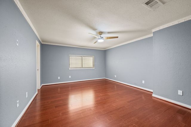 1200 Circle Lane, Bedford, TX 76022