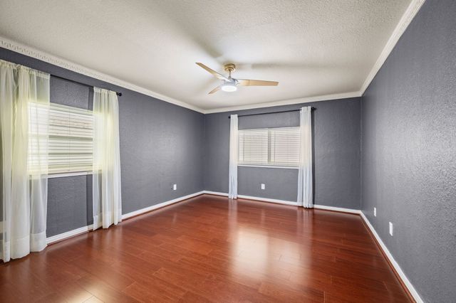 1200 Circle Lane, Bedford, TX 76022