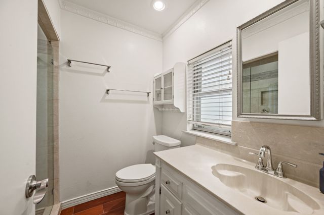 1200 Circle Lane, Bedford, TX 76022