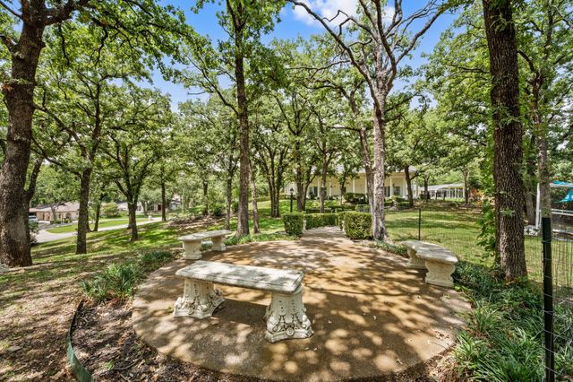 1200 Circle Lane, Bedford, TX 76022