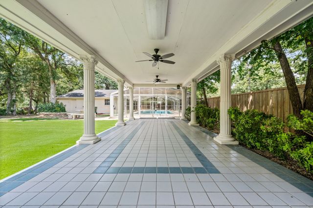 1200 Circle Lane, Bedford, TX 76022
