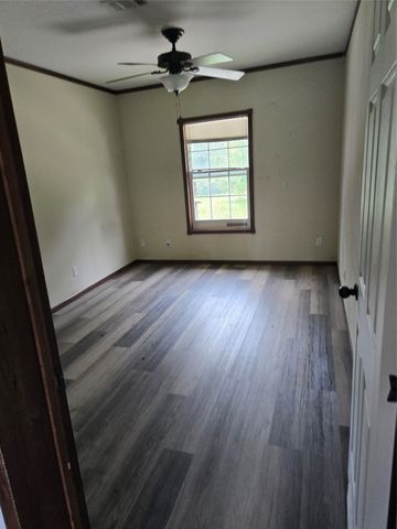 1331 Jay Bird Road, Springtown, TX 76082