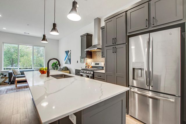 2804 S 1st ST 1108, Austin, TX 78704