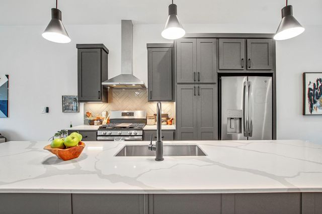 2804 S 1st ST 1108, Austin, TX 78704