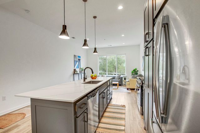 2804 S 1st ST 1108, Austin, TX 78704