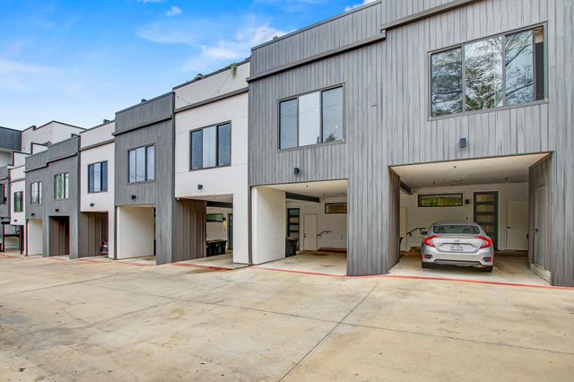 2804 S 1st ST 1108, Austin, TX 78704