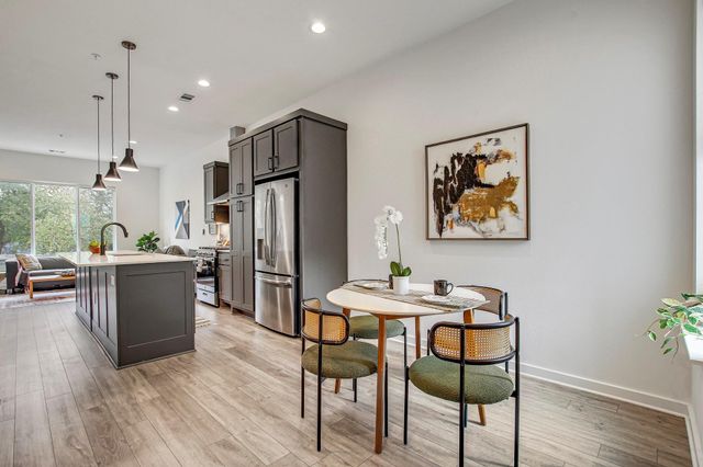 2804 S 1st ST 1108, Austin, TX 78704