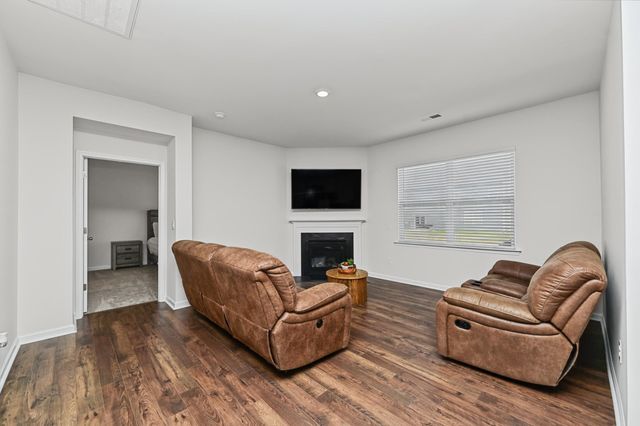 1924 Hunters Run Circle, Woodruff, SC 29388