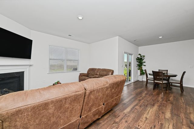 1924 Hunters Run Circle, Woodruff, SC 29388