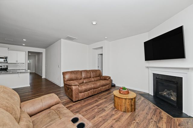 1924 Hunters Run Circle, Woodruff, SC 29388