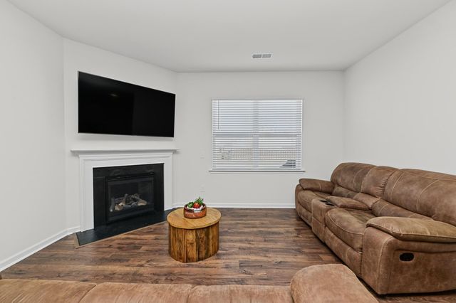 1924 Hunters Run Circle, Woodruff, SC 29388