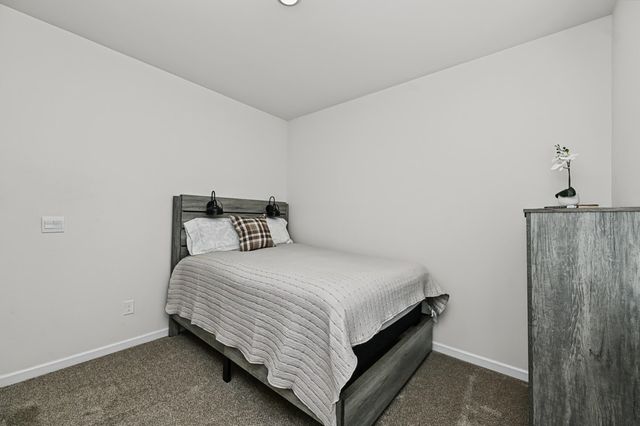 1924 Hunters Run Circle, Woodruff, SC 29388