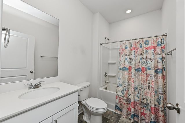 1924 Hunters Run Circle, Woodruff, SC 29388