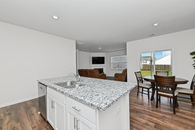 1924 Hunters Run Circle, Woodruff, SC 29388
