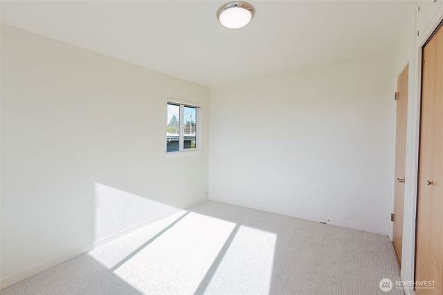 2110 E 17th Street, Bremerton, WA 98310