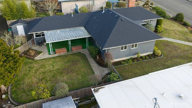 2110 E 17th Street, Bremerton, WA 98310