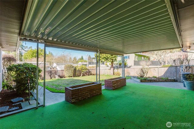 2110 E 17th Street, Bremerton, WA 98310