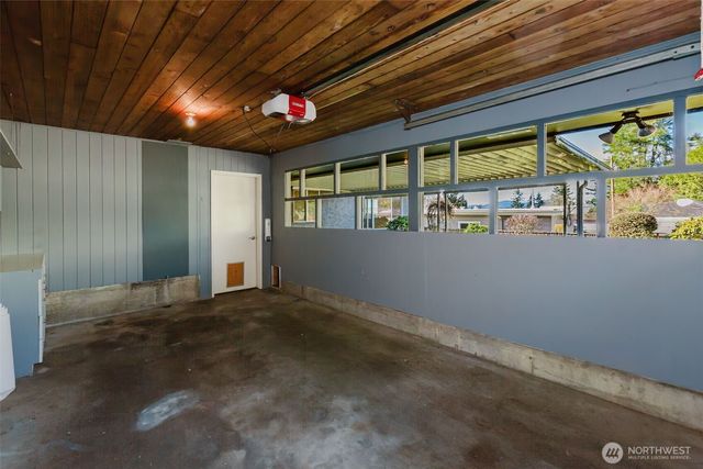 2110 E 17th Street, Bremerton, WA 98310