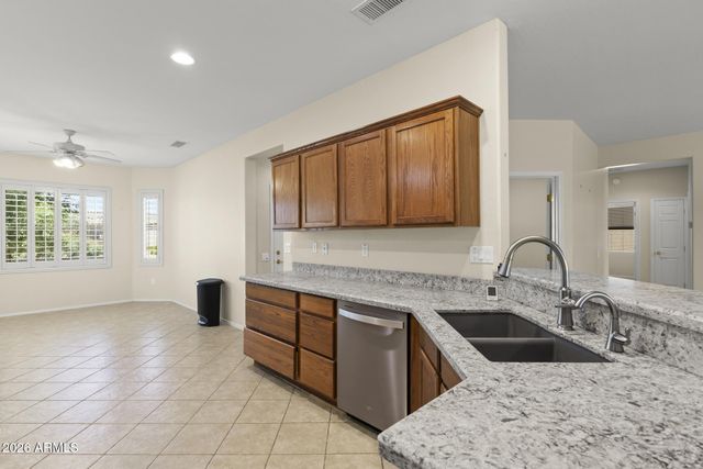 21117 N VISTA Trail, Surprise, AZ 85387