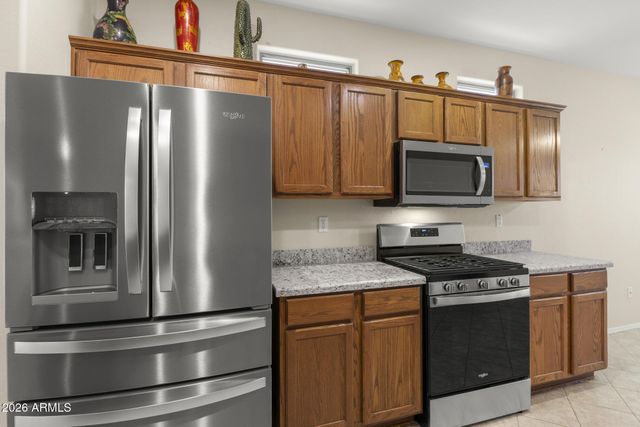 21117 N VISTA Trail, Surprise, AZ 85387
