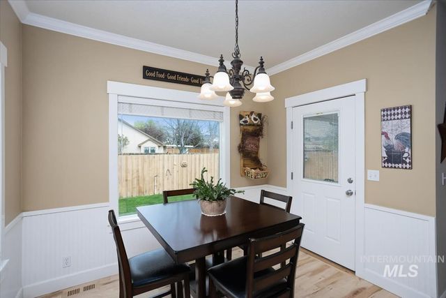 2298 E Mcpherson St, Meridian, ID 83642