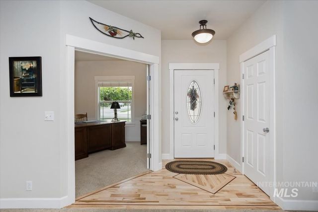 2298 E Mcpherson St, Meridian, ID 83642