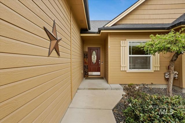 2298 E Mcpherson St, Meridian, ID 83642