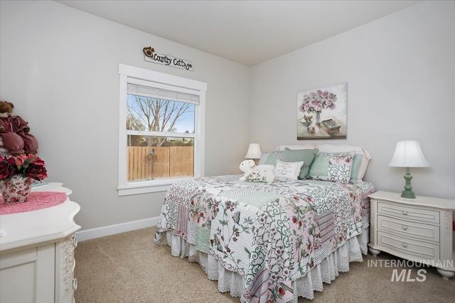 2298 E Mcpherson St, Meridian, ID 83642