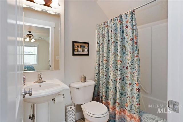 2298 E Mcpherson St, Meridian, ID 83642