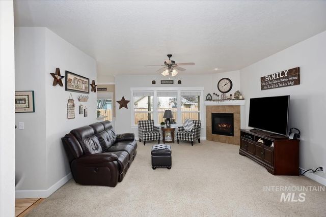 2298 E Mcpherson St, Meridian, ID 83642