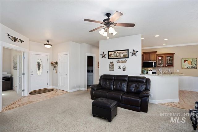 2298 E Mcpherson St, Meridian, ID 83642