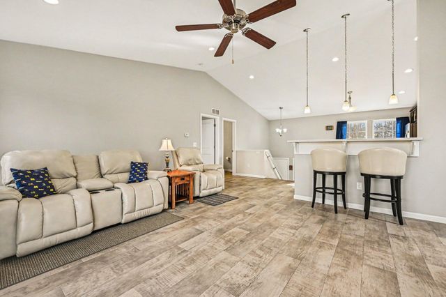 29 Beymoure Street, Kalamazoo, MI 49009