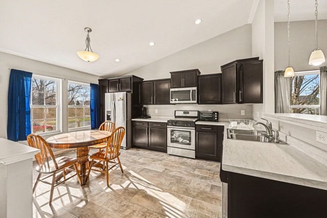 29 Beymoure Street, Kalamazoo, MI 49009