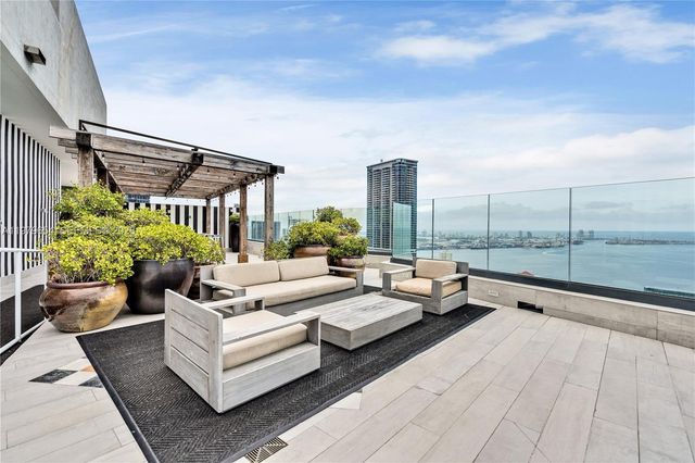 1300 S Miami Ave 2508, Miami, FL 33130