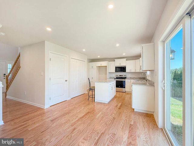 9000 SPRING BLOOM, Saint Thomas, PA 17252