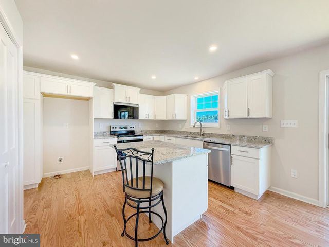 9000 SPRING BLOOM, Saint Thomas, PA 17252