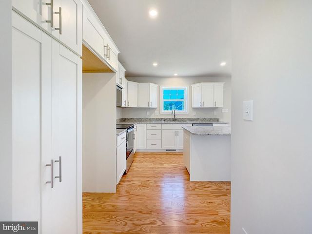 9000 SPRING BLOOM, Saint Thomas, PA 17252