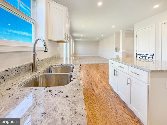 9000 SPRING BLOOM, Saint Thomas, PA 17252