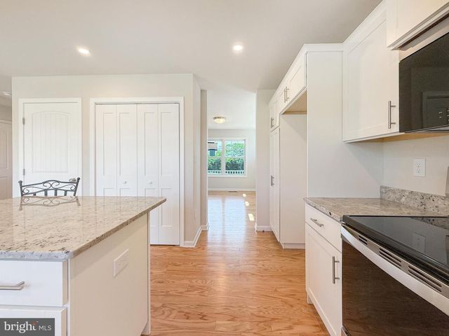 9000 SPRING BLOOM, Saint Thomas, PA 17252