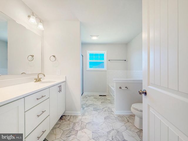 9000 SPRING BLOOM, Saint Thomas, PA 17252