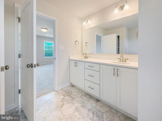 9000 SPRING BLOOM, Saint Thomas, PA 17252