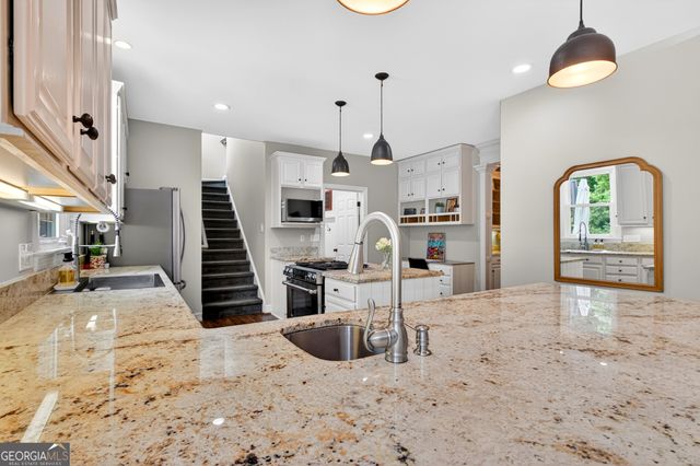 1407 Pennfair Drive, Peachtree City, GA 30269