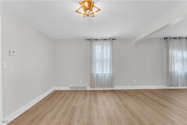 2230 Alger Road, Lakewood, OH 44107