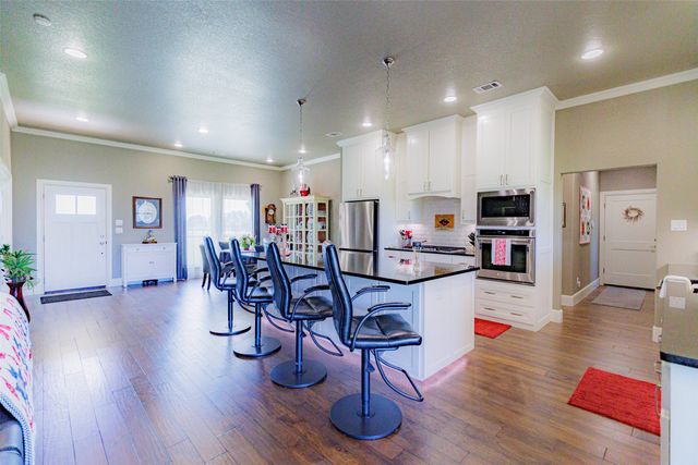 121 County Road 2571, Alvord, TX 76225