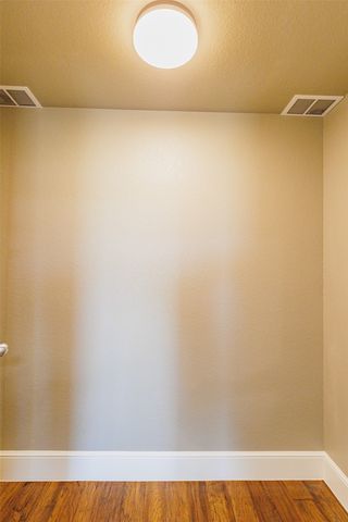 121 County Road 2571, Alvord, TX 76225