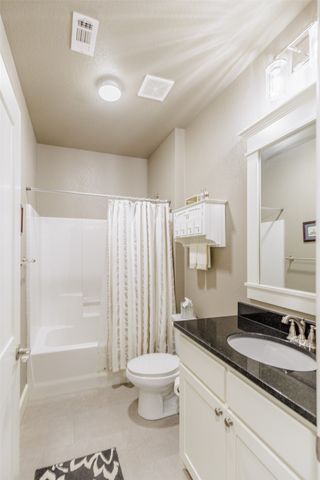 121 County Road 2571, Alvord, TX 76225