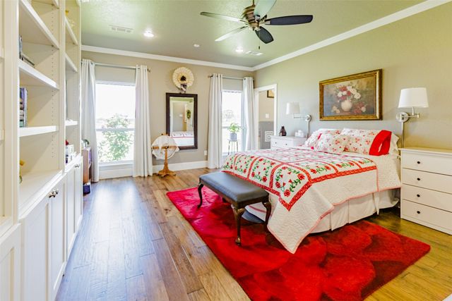 121 County Road 2571, Alvord, TX 76225